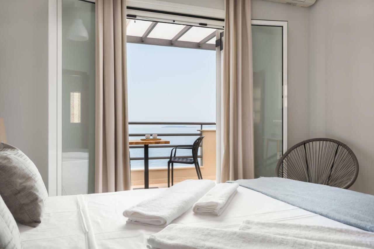 Glyfa Beach Villas Barbati Exteriör bild