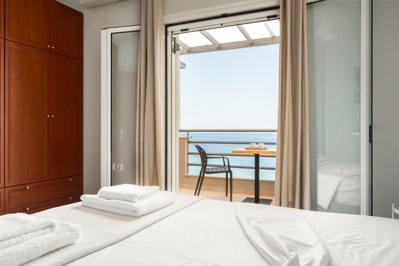 Glyfa Beach Villas Barbati Exteriör bild