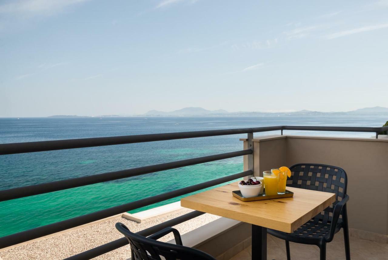 Glyfa Beach Villas Barbati Exteriör bild