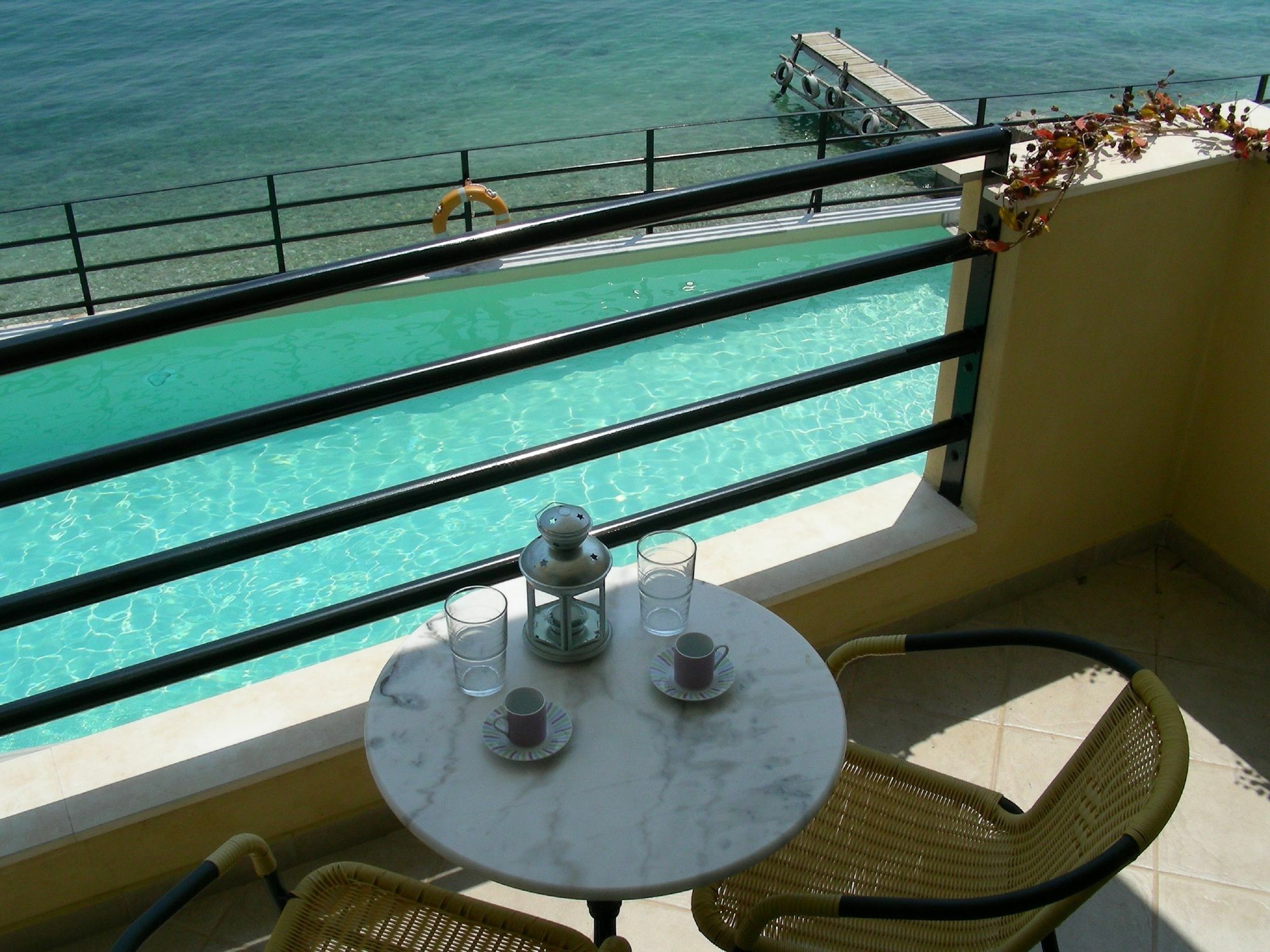 Glyfa Beach Villas Barbati Exteriör bild