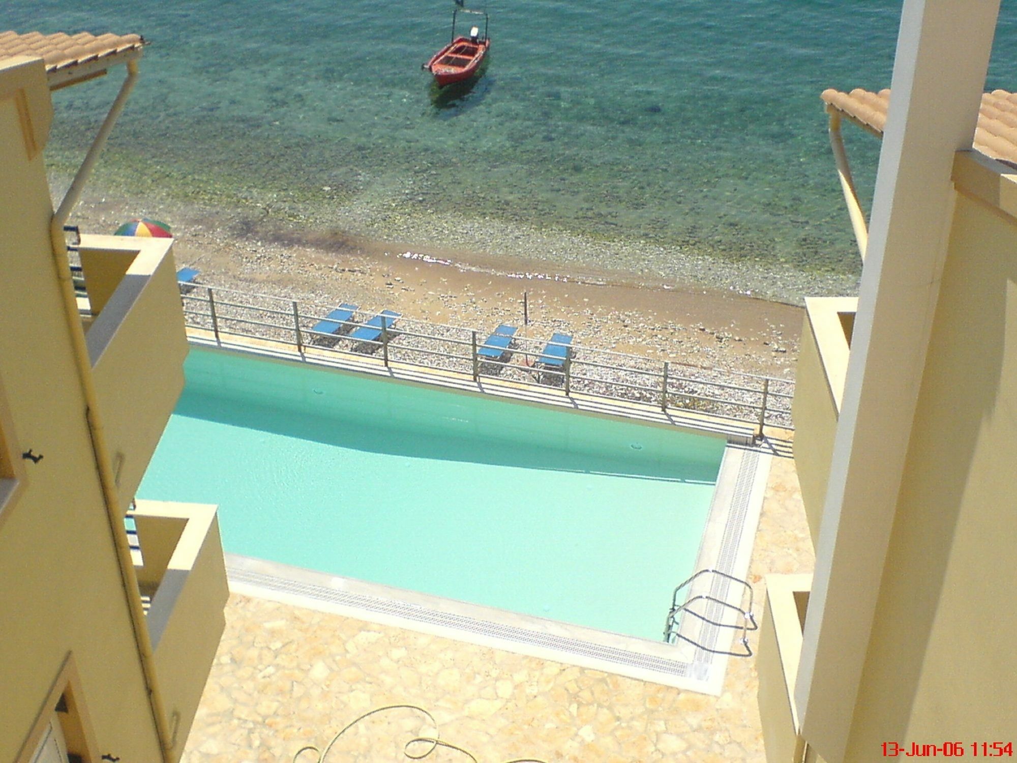 Glyfa Beach Villas Barbati Exteriör bild